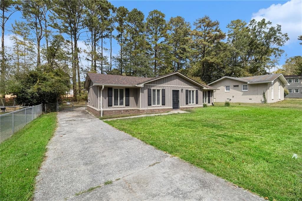 6645 Hidden Brook Trail, Atlanta, GA 30349