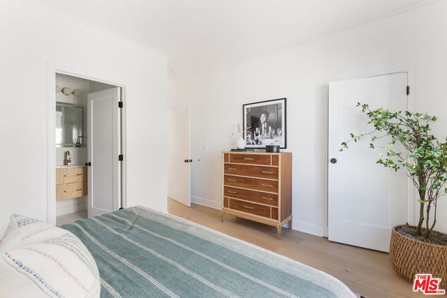 1221 5th Avenue 2, Los Angeles, CA 90019