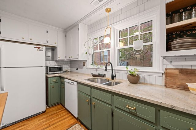 2109 Sunset Avenue, Durham, NC 27705