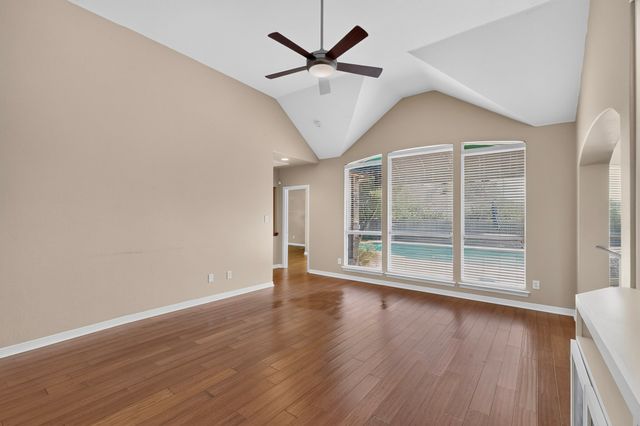 713 Mockingbird Court, Crowley, TX 76036