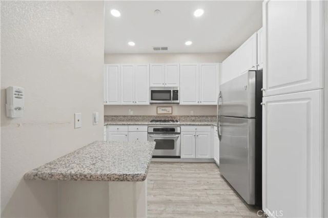 30505 Canyon Hills Rd 502, Lake Elsinore, CA 92532