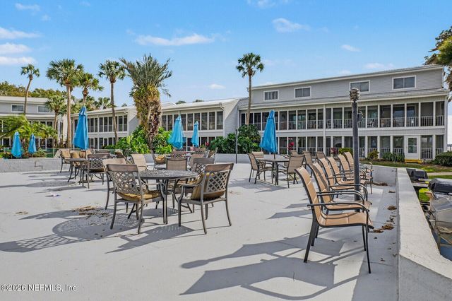 222 RIVER BEND Place BLDG C, Welaka, FL 32193