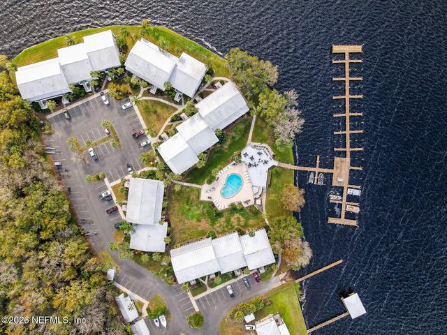 222 RIVER BEND Place BLDG C, Welaka, FL 32193