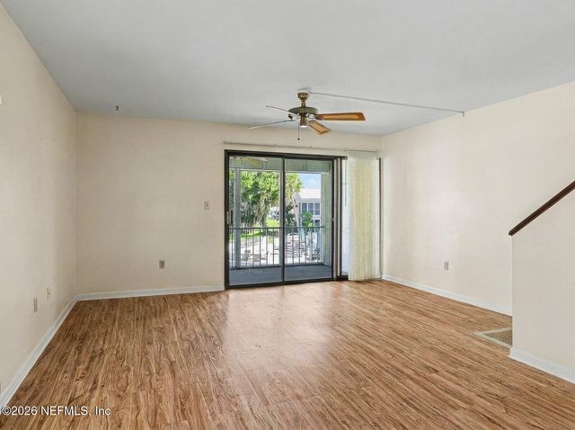 222 RIVER BEND Place BLDG C, Welaka, FL 32193