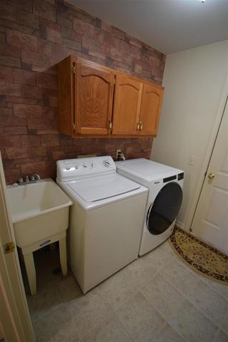 25430 Bohn Court, Flat Rock, MI 48134