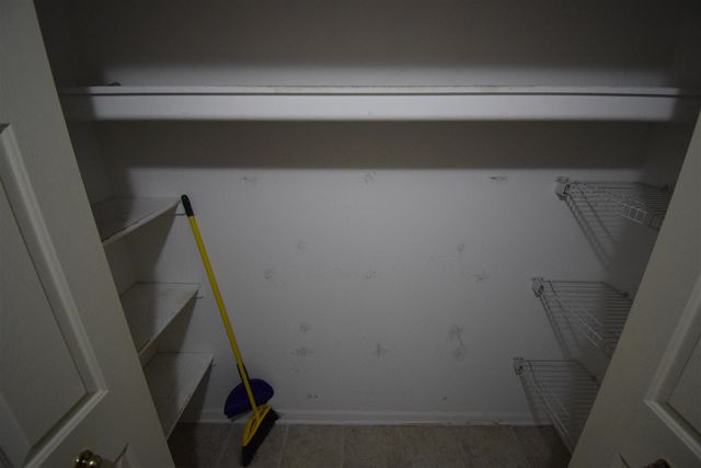 25430 Bohn Court, Flat Rock, MI 48134