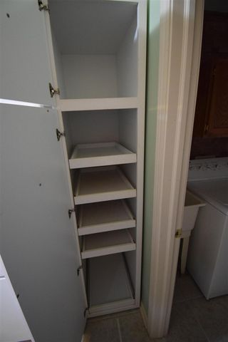 25430 Bohn Court, Flat Rock, MI 48134