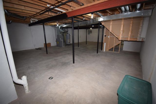 25430 Bohn Court, Flat Rock, MI 48134