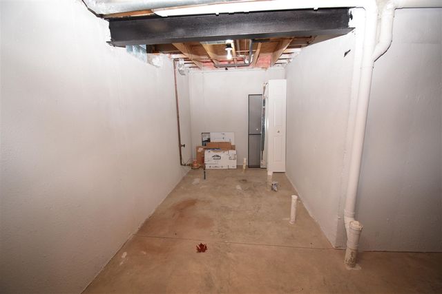 25430 Bohn Court, Flat Rock, MI 48134