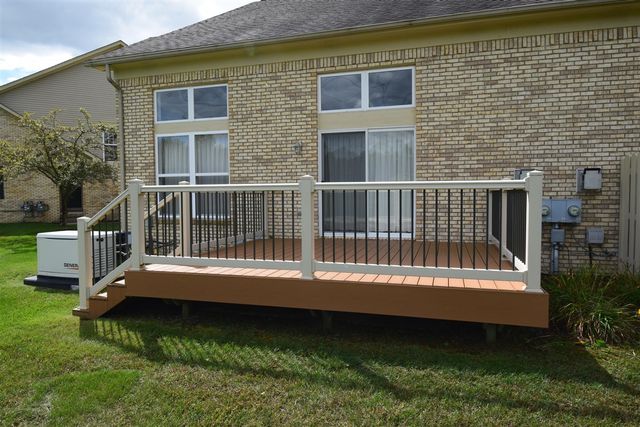 25430 Bohn Court, Flat Rock, MI 48134