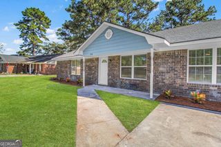 718 Dover Drive, Hinesville, GA 31313