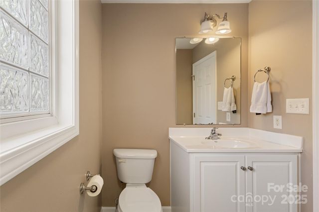 111 Lake Road, Stanley, NC 28164