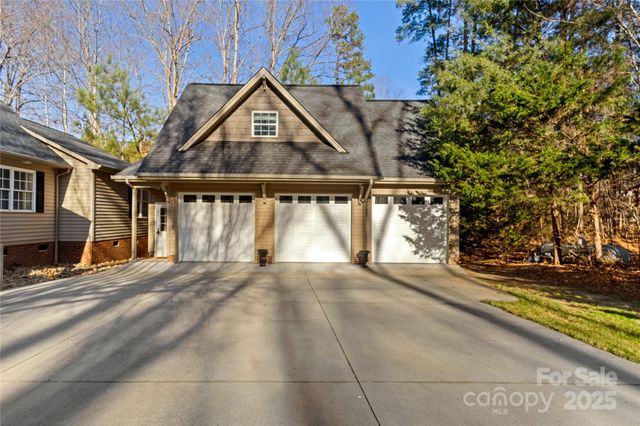 111 Lake Road, Stanley, NC 28164