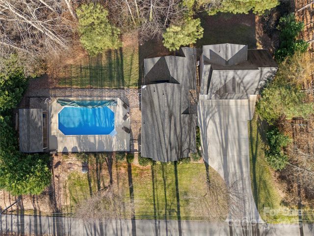 111 Lake Road, Stanley, NC 28164