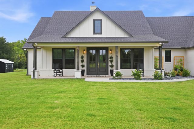 8322 FM 512, Wolfe City, TX 75496