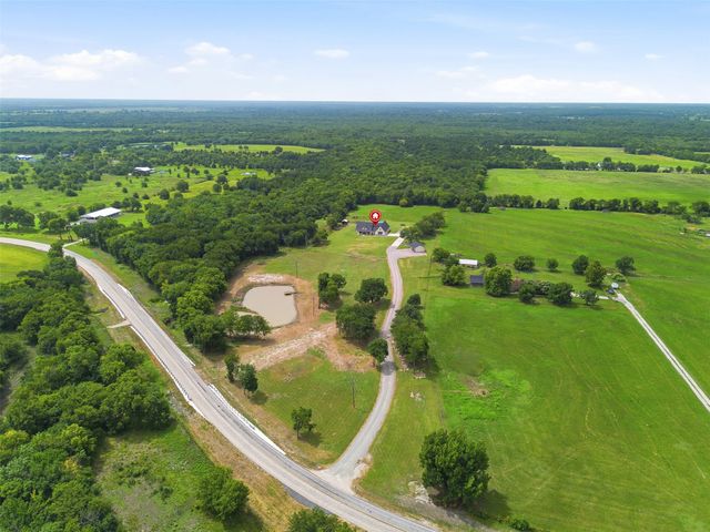 8322 FM 512, Wolfe City, TX 75496