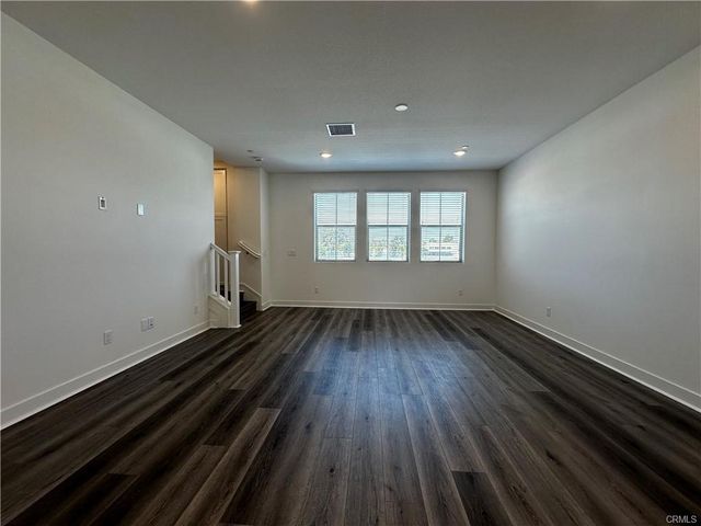 5019 Belmont Ln, Cypress, CA 90720