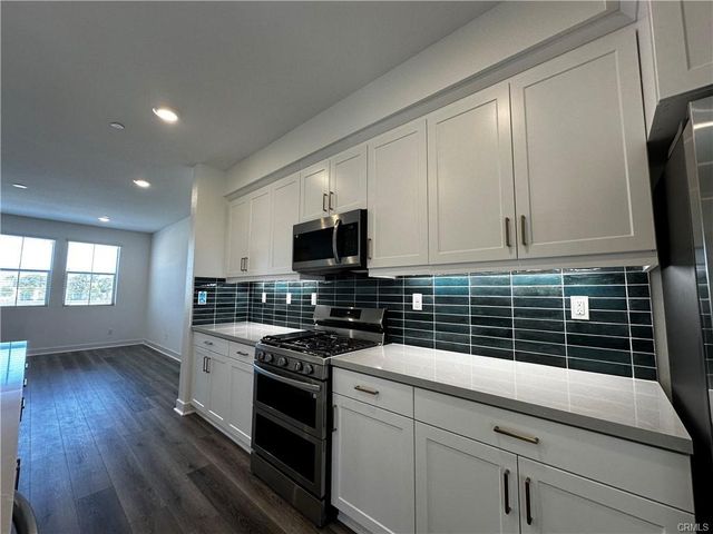 5019 Belmont Ln, Cypress, CA 90720