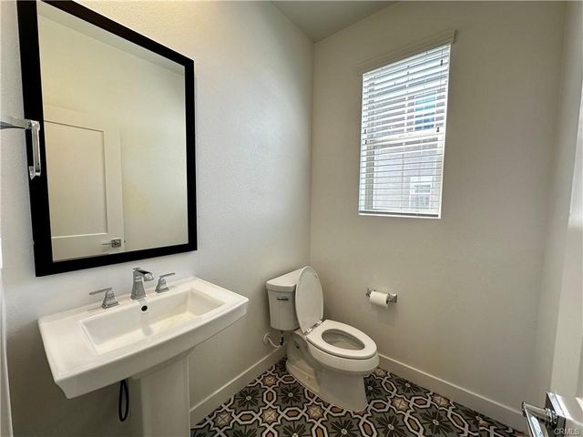 5019 Belmont Ln, Cypress, CA 90720