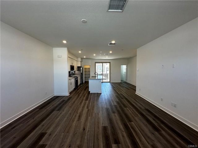 5019 Belmont Ln, Cypress, CA 90720