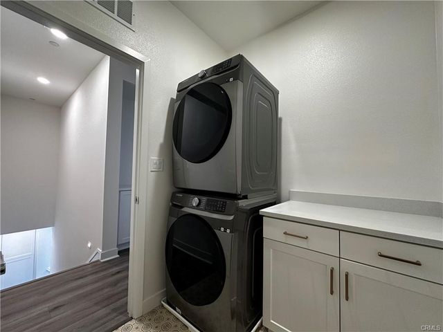 5019 Belmont Ln, Cypress, CA 90720