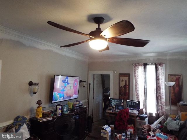 360 CLOUD ST, Front Royal, VA 22630