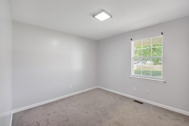 1656 Dallas Lake Road, Hixson, TN 37343