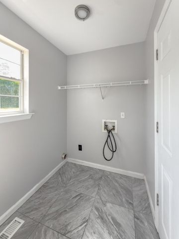 1656 Dallas Lake Road, Hixson, TN 37343