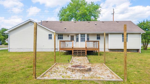 1656 Dallas Lake Road, Hixson, TN 37343