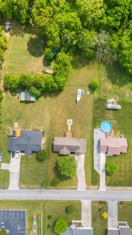 1656 Dallas Lake Road, Hixson, TN 37343