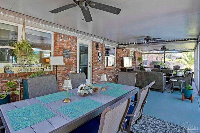 5740 Limestone Rd, Pensacola, FL 32504