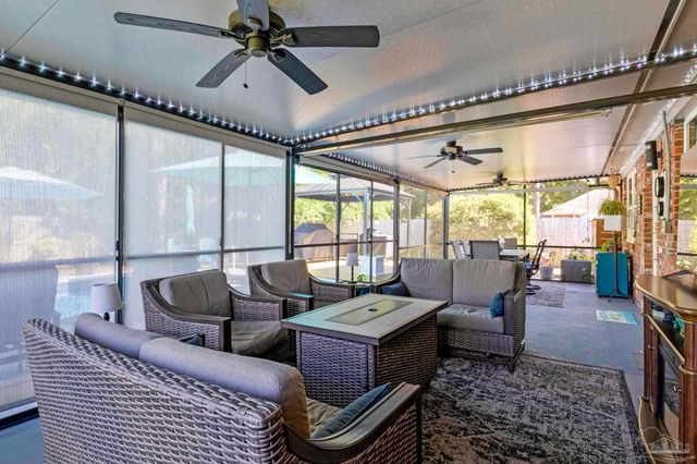 5740 Limestone Rd, Pensacola, FL 32504