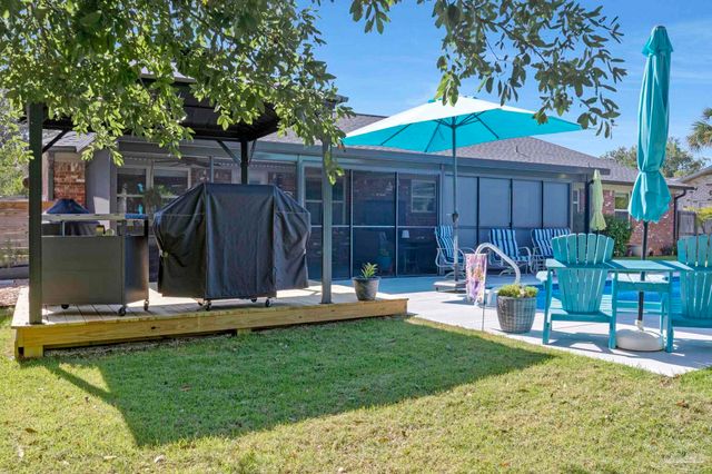 5740 Limestone Rd, Pensacola, FL 32504