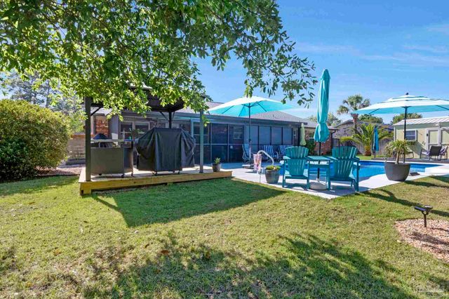 5740 Limestone Rd, Pensacola, FL 32504