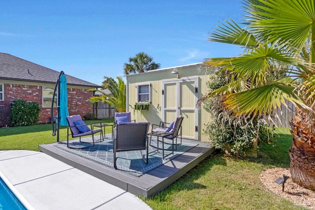 5740 Limestone Rd, Pensacola, FL 32504
