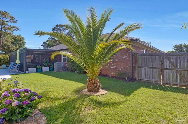 5740 Limestone Rd, Pensacola, FL 32504