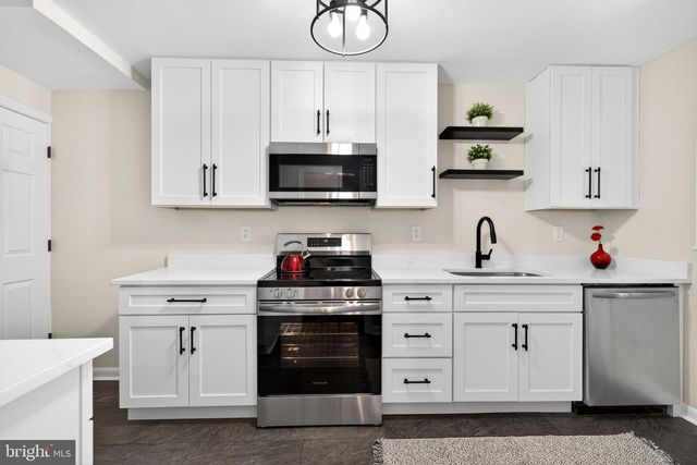 2115 PITNEY RD, Baltimore, MD 21234