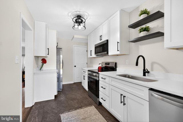 2115 PITNEY RD, Baltimore, MD 21234