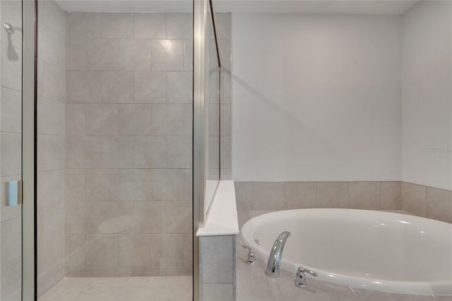 538 BRISTOL CIRCLE, Kissimmee, FL 34758