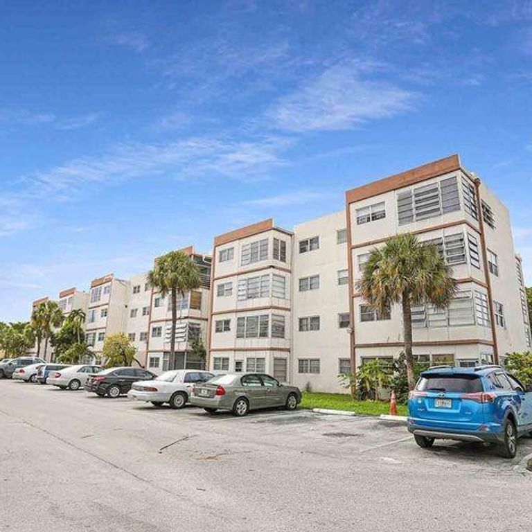 4046 NW 19TH Street 210, Lauderhill, FL 33313