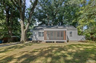 2136 Wyckoff Street, Alton, IL 62002
