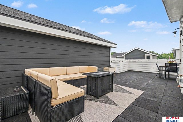 1913 S 7th Street, Omaha, NE 68108