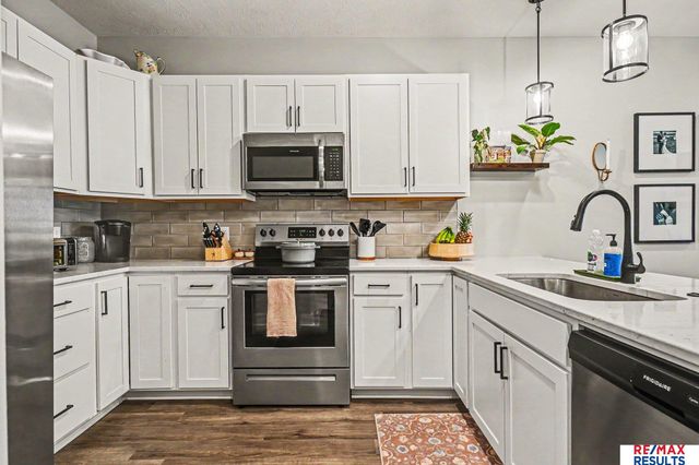 1913 S 7th Street, Omaha, NE 68108