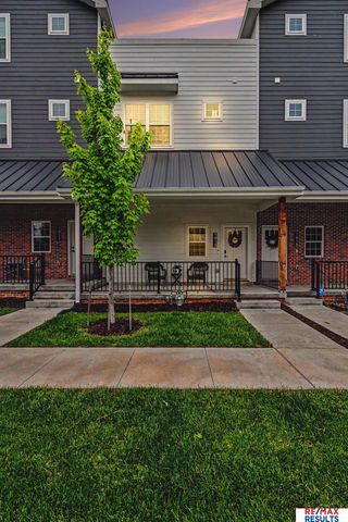 1913 S 7th Street, Omaha, NE 68108