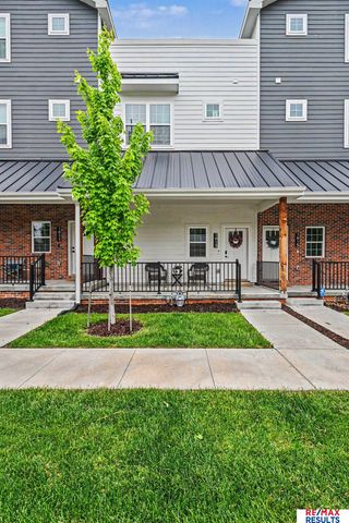 1913 S 7th Street, Omaha, NE 68108