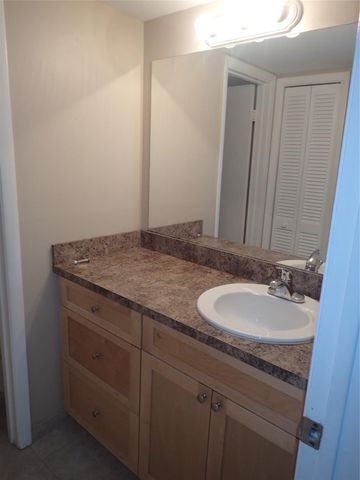 4126 NW 88th Avenue 103, Coral Springs, FL 33065