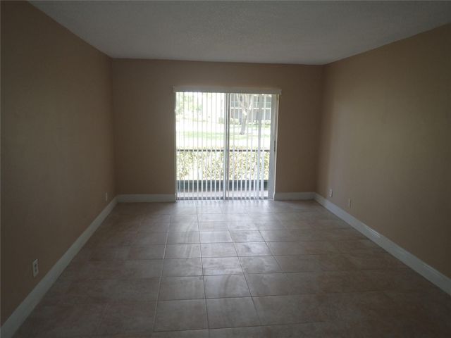 4126 NW 88th Avenue 103, Coral Springs, FL 33065