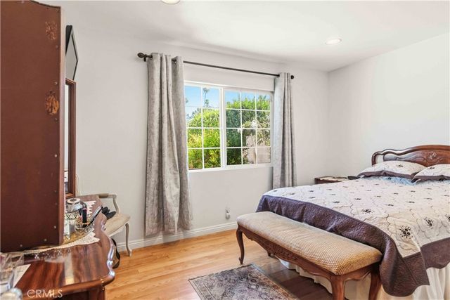 19406 Enadia, Reseda, CA 91335
