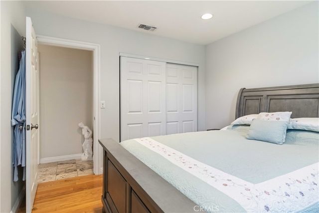 19406 Enadia, Reseda, CA 91335