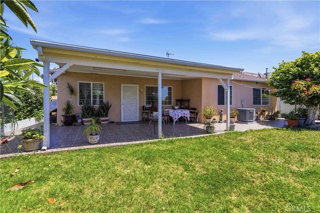 19406 Enadia, Reseda, CA 91335